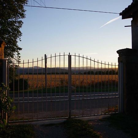 Magnificent Renovated Farmhouse - 10 Min A7 - Apartment Anneyron ภายนอก รูปภาพ